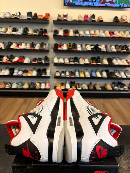 Jordan 4 Fire Red 2020 Size 10.5 Pre-Owned