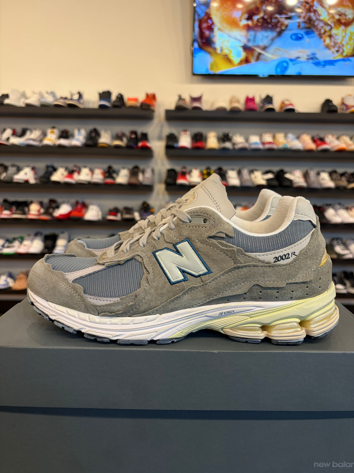 New Balance 2002R Protection Pack Mirage Size 11.5 Pre-Owned