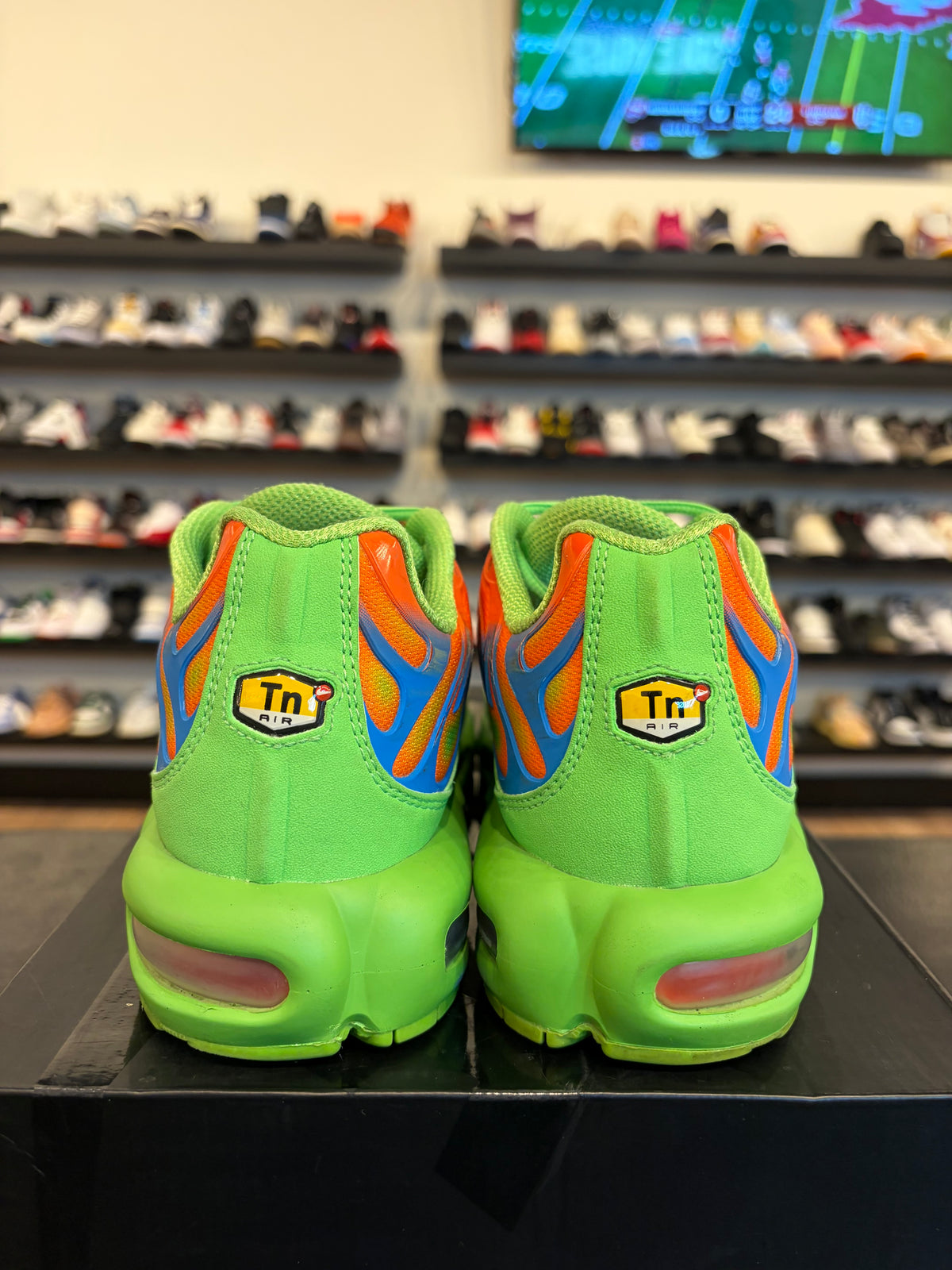 Nike Air Max Plus Supreme Green Size 9.5 Pre-Owned