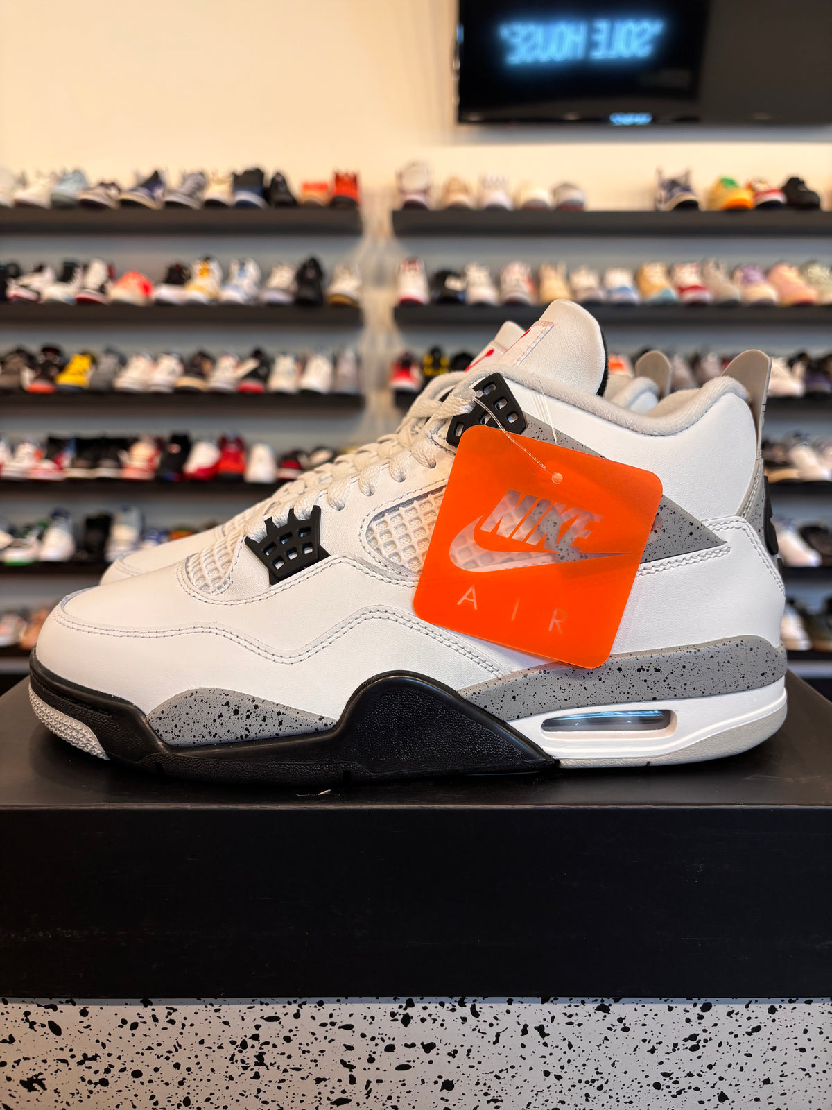 Jordan 4 White Cement 2025 Size 9 Brand New
