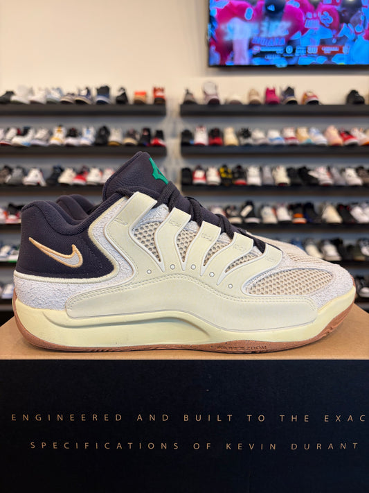 Nike KD 18 Sandrift Size 10.5 Brand New
