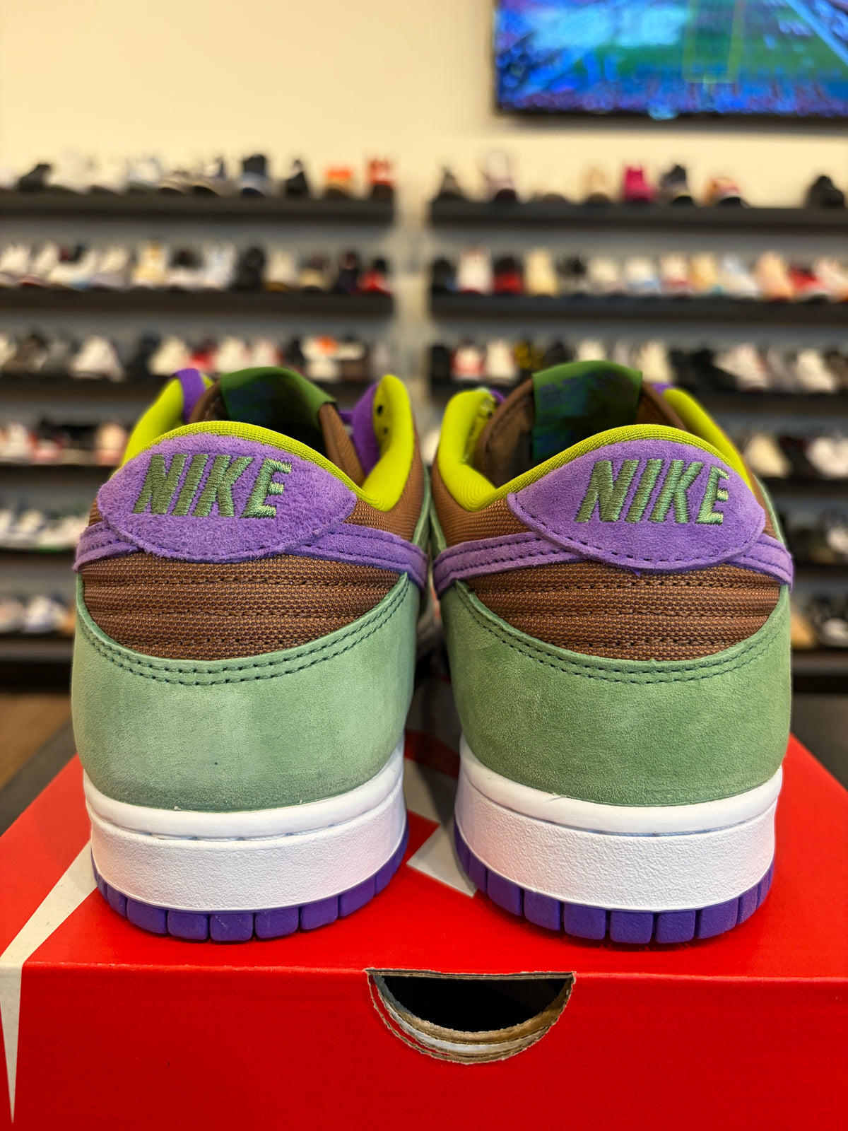 Nike Dunk Low Veneer Size 10 Brand New